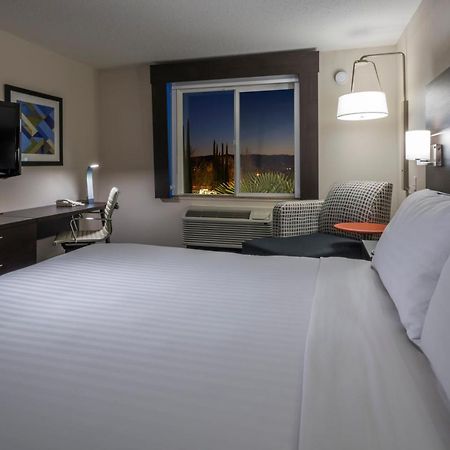 Holiday Inn Express Hotel & Suites Livermore By Ihg Экстерьер фото