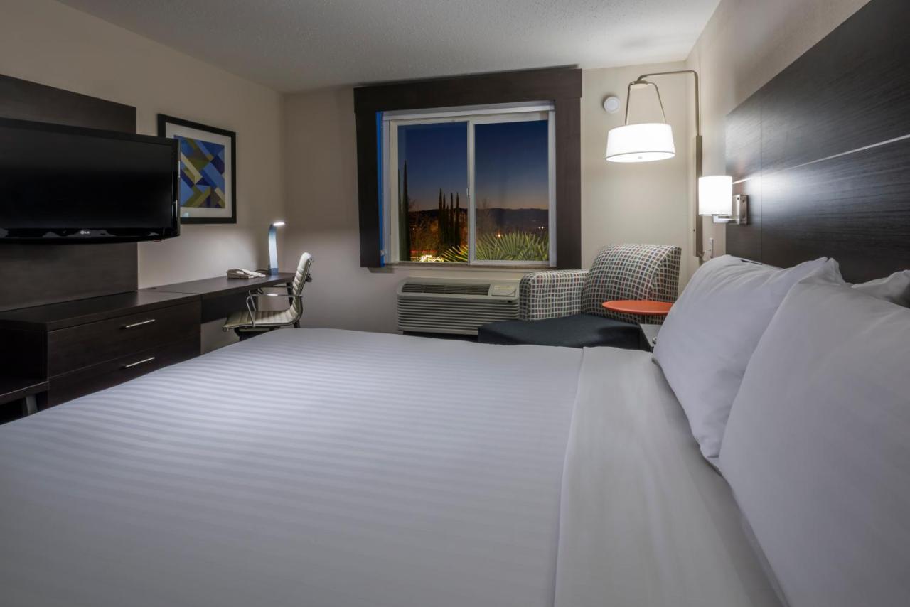 Holiday Inn Express Hotel & Suites Livermore By Ihg Экстерьер фото