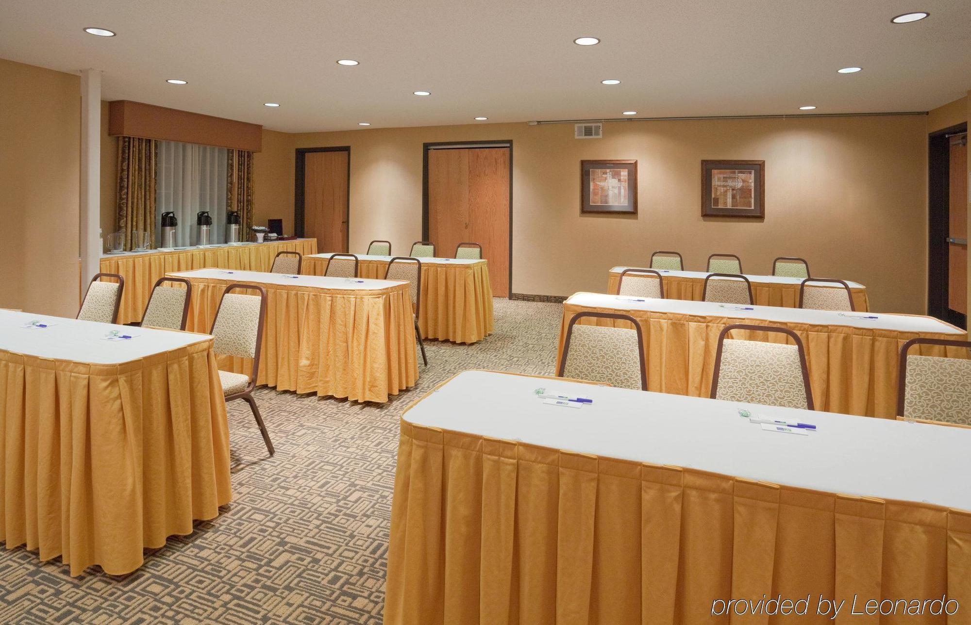 Holiday Inn Express Hotel & Suites Livermore By Ihg Удобства фото