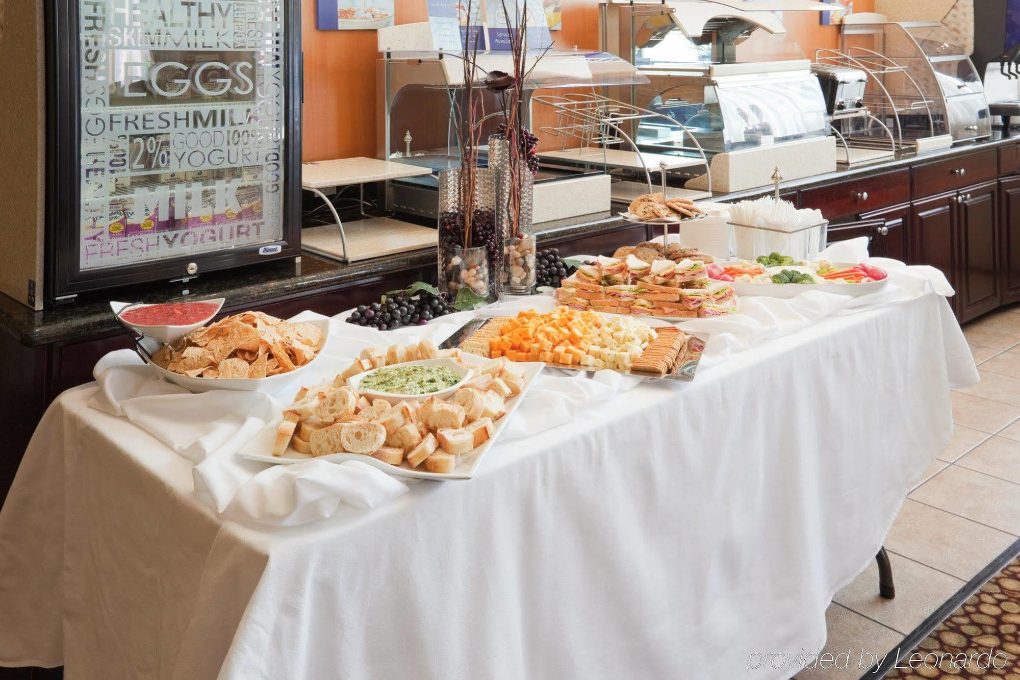 Holiday Inn Express Hotel & Suites Livermore By Ihg Экстерьер фото