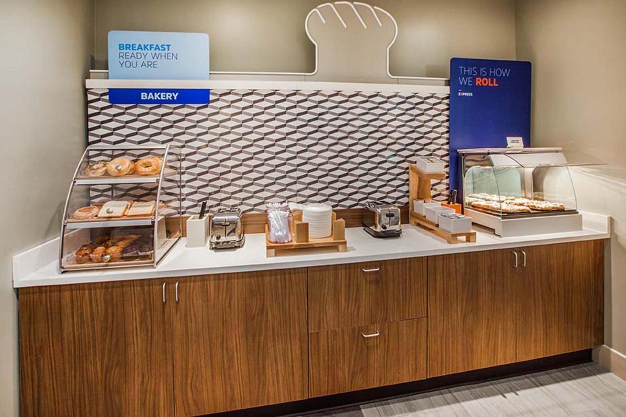Holiday Inn Express Hotel & Suites Livermore By Ihg Экстерьер фото